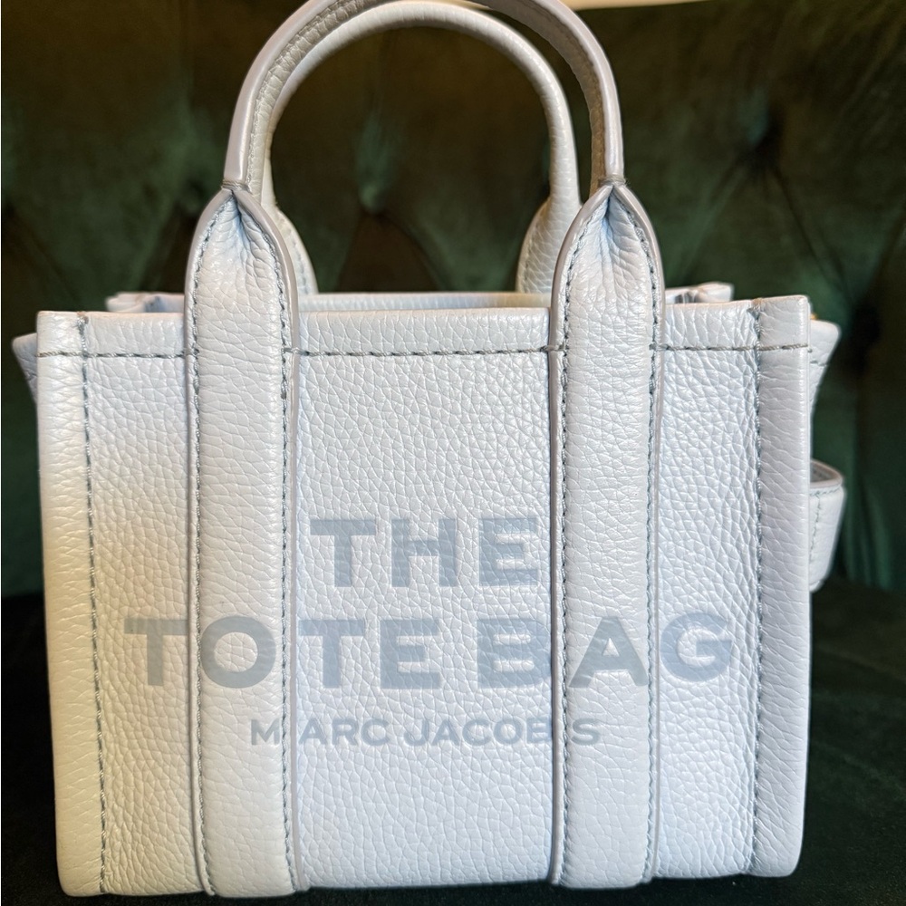 Marc Jacobs The Tote Bag- Crossbody